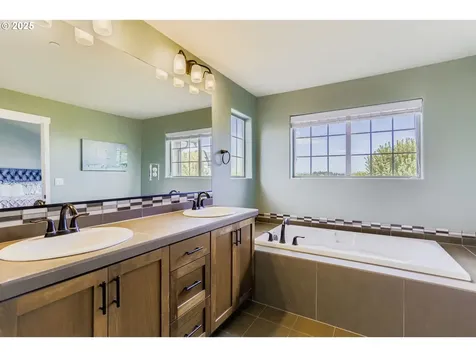 28515 SW Dundee Lane Wilsonville OR 97070