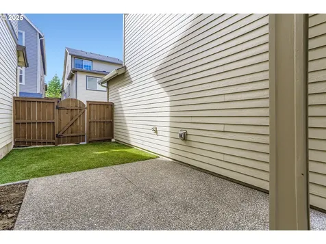 28515 SW Dundee Lane Wilsonville OR 97070