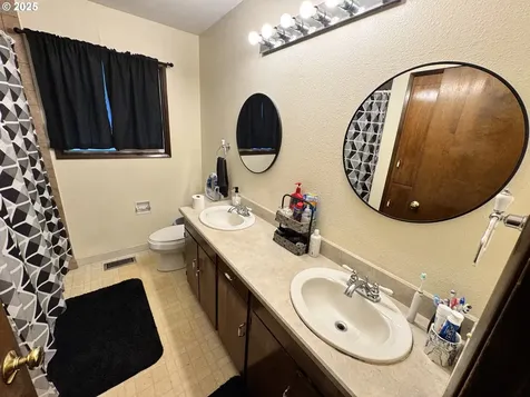 11118 SE 10th Street Vancouver WA 98664