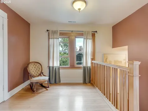 6222 NE Clackamas Street Portland OR 97213