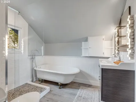 6222 NE Clackamas Street Portland OR 97213