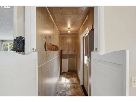1621 Grant Street North Bend OR 97459
