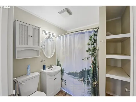 1621 Grant Street North Bend OR 97459