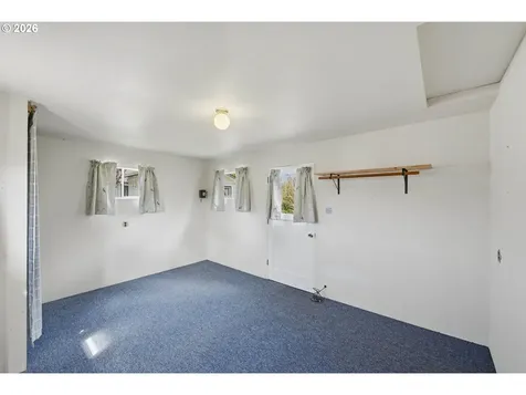 1621 Grant Street North Bend OR 97459