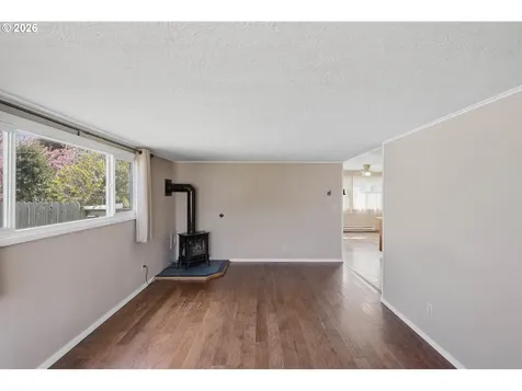 1621 Grant Street North Bend OR 97459