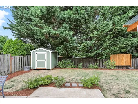 2711 N Crater Lane Newberg OR 97132