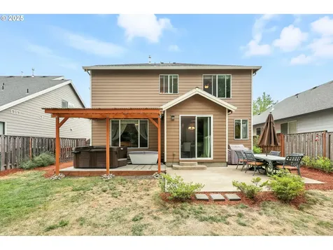 2711 N Crater Lane Newberg OR 97132