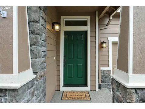 2711 N Crater Lane Newberg OR 97132