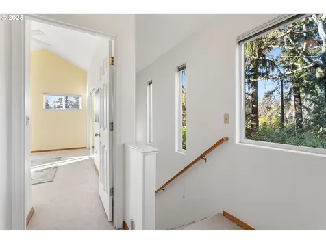 9577 SW Commons Court Beaverton OR 97005