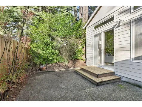 9577 SW Commons Court Beaverton OR 97005
