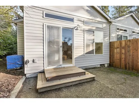 9577 SW Commons Court Beaverton OR 97005