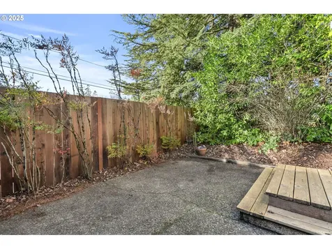 9577 SW Commons Court Beaverton OR 97005