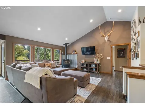 42520 Testament Creek Road Beaver OR 97108