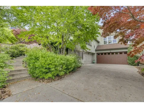 7235 SE Madison Street Portland OR 97215