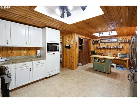 90974 Joe Ney Lane Coos Bay OR 97420