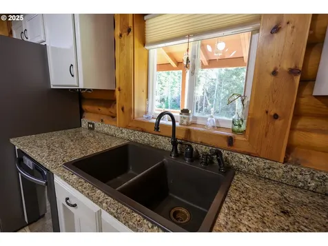 90974 Joe Ney Lane Coos Bay OR 97420