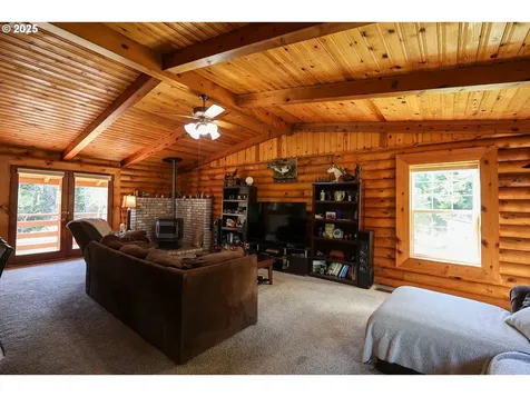 90974 Joe Ney Lane Coos Bay OR 97420