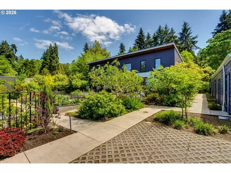 2863 Friendly Street Eugene OR 97405