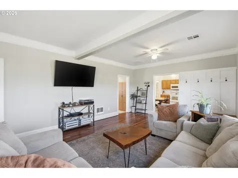 29259 Clear Lake Road Eugene OR 97402