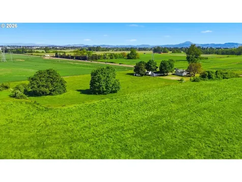 29259 Clear Lake Road Eugene OR 97402