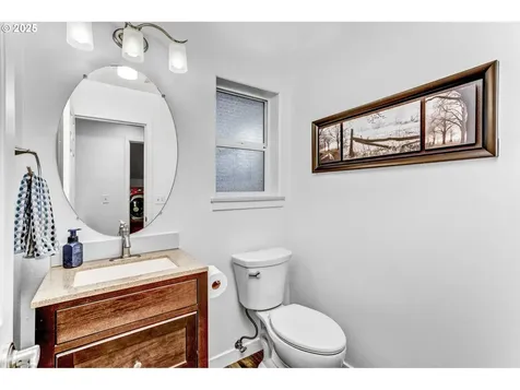 1267 SW Laura Court Troutdale OR 97060