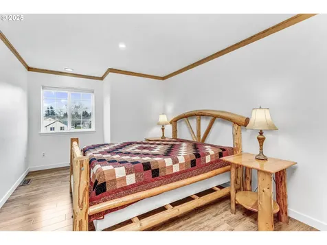 1267 SW Laura Court Troutdale OR 97060