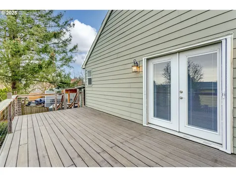 1267 SW Laura Court Troutdale OR 97060