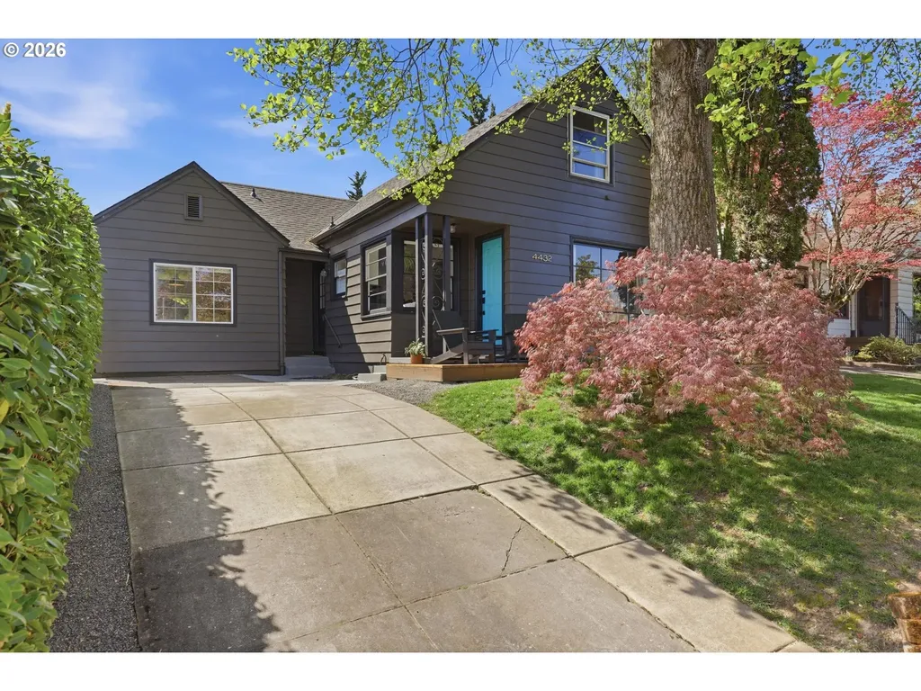 4432 NE Oregon Street Portland OR 97213