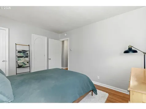 4432 NE Oregon Street Portland OR 97213