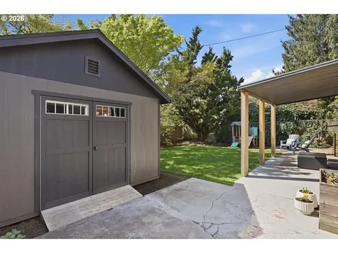 4432 NE Oregon Street Portland OR 97213