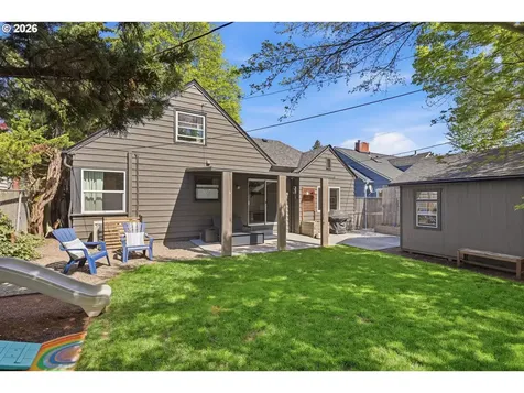 4432 NE Oregon Street Portland OR 97213