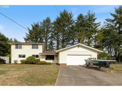 217 NE Chambers Court Newport OR 97365