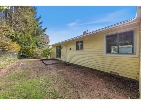 217 NE Chambers Court Newport OR 97365