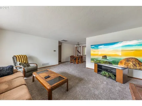 217 NE Chambers Court Newport OR 97365