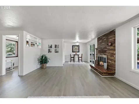 813 Sunview Street Eugene OR 97404
