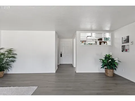 813 Sunview Street Eugene OR 97404