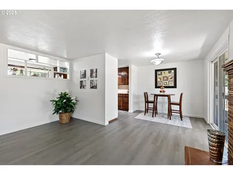 813 Sunview Street Eugene OR 97404