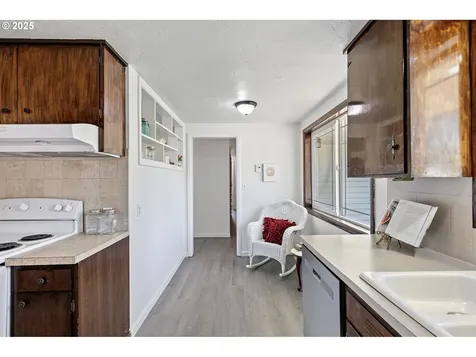 813 Sunview Street Eugene OR 97404