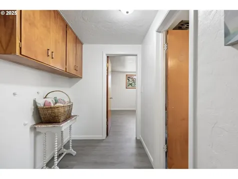 813 Sunview Street Eugene OR 97404