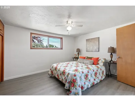 813 Sunview Street Eugene OR 97404