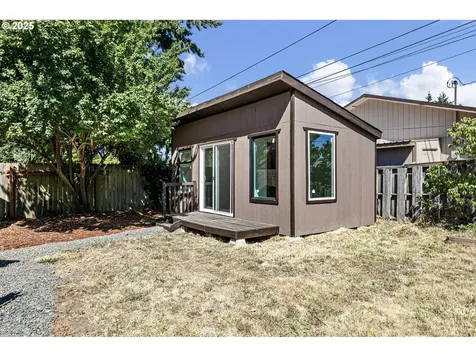 813 Sunview Street Eugene OR 97404
