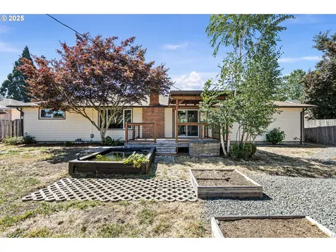 813 Sunview Street Eugene OR 97404