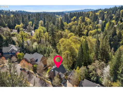 626 SW Comus Court Portland OR 97219