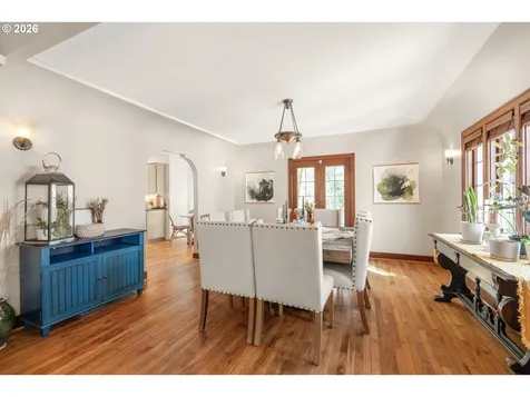 626 SW Comus Court Portland OR 97219