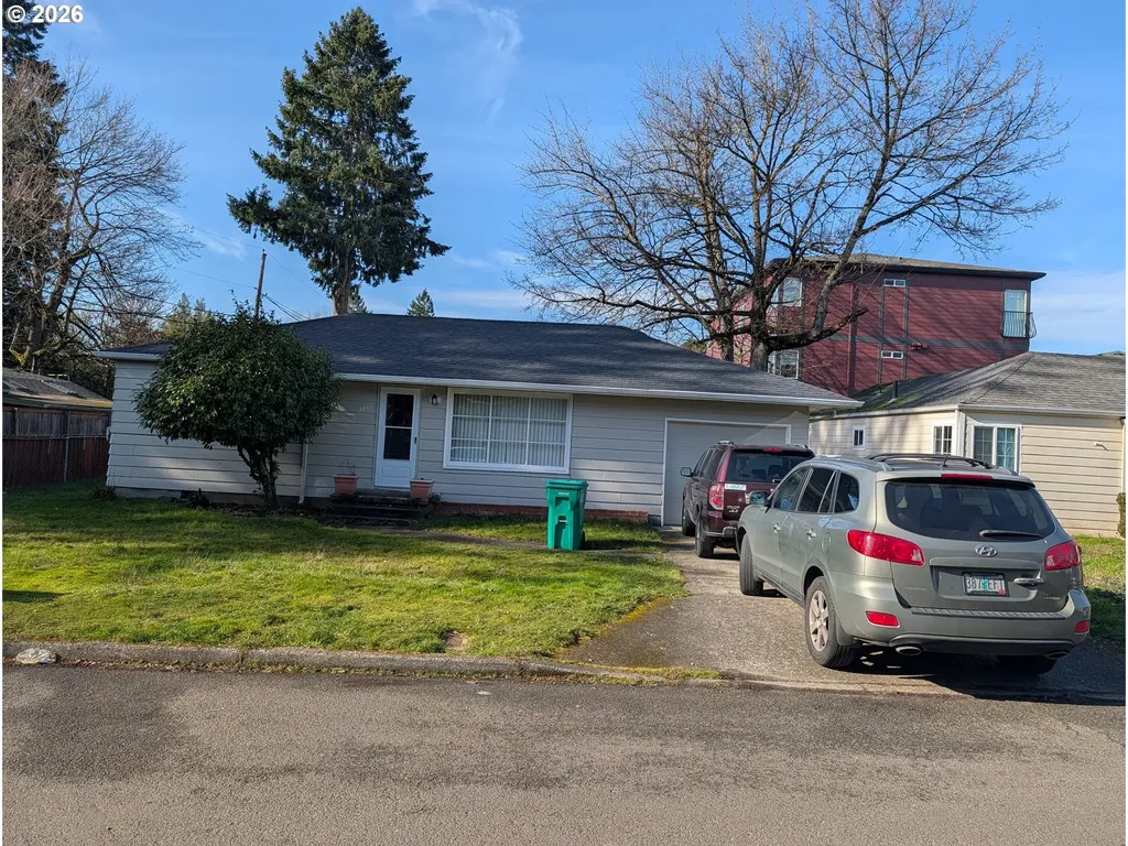 2607 SE 101st Avenue Portland OR 97266
