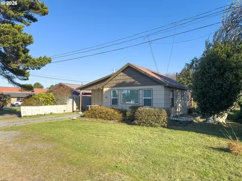 1233 Alabama Avenue SE Bandon OR 97411