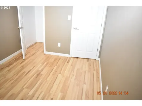 3336 SE 84th Avenue Portland OR 97266