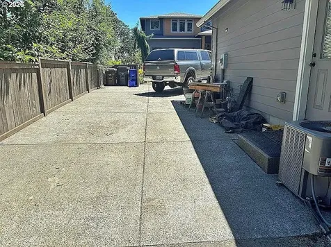 14159 Quail Court Oregon City OR 97045