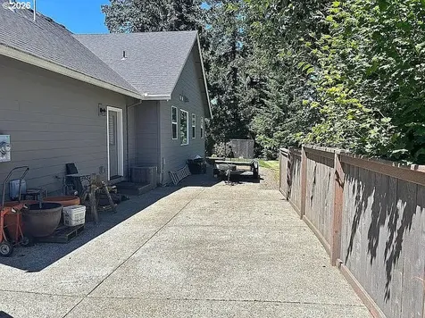14159 Quail Court Oregon City OR 97045