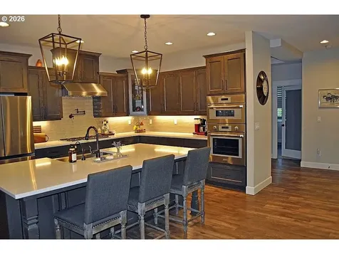 14159 Quail Court Oregon City OR 97045